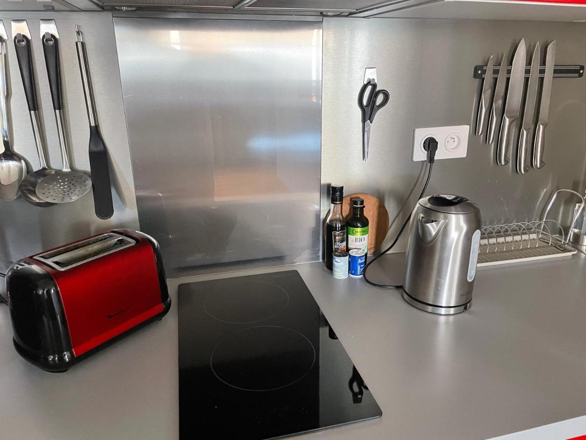 Appartement Mignon Calme Douillet Ascenseur Clim Etage Eleve Proche Parking Et Toutes Commodites Au Coeur Du Toulon Historique Экстерьер фото