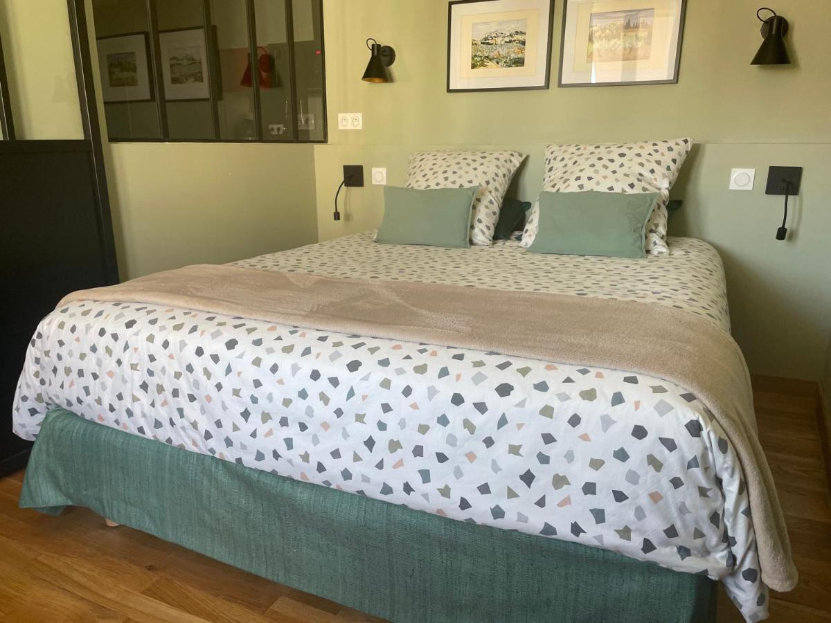Appartement Mignon Calme Douillet Ascenseur Clim Etage Eleve Proche Parking Et Toutes Commodites Au Coeur Du Toulon Historique Экстерьер фото